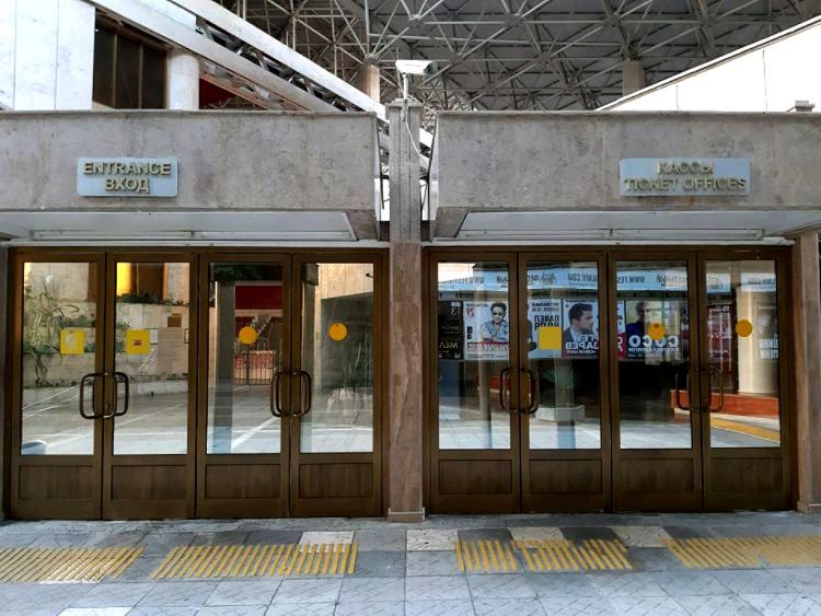 Новый театр находится в малом зале "Фестивального"