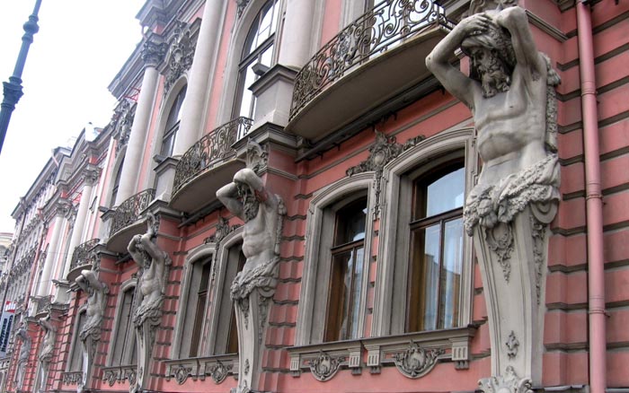 Наружный декор Дворца Белосельских-Белозерских