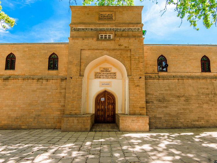 Джума-мечеть в Дербенте Джума-мечеть в Дербенте