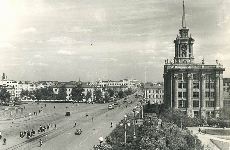 Екатеринбург в годы войны фото