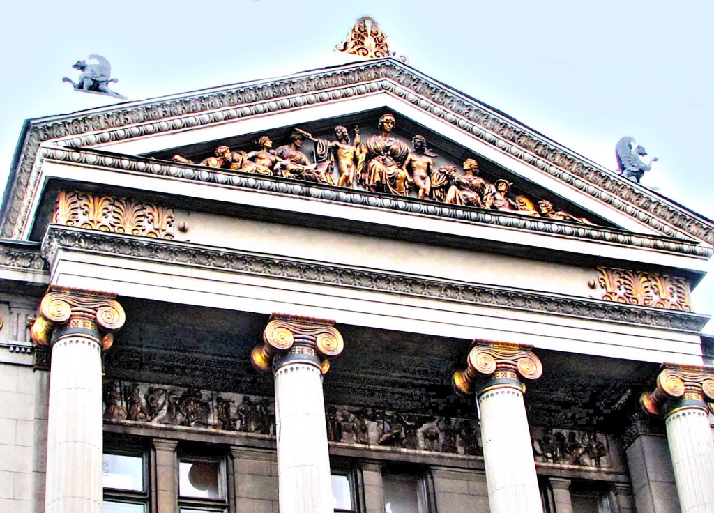 Фронтон Самарского Художественного музея