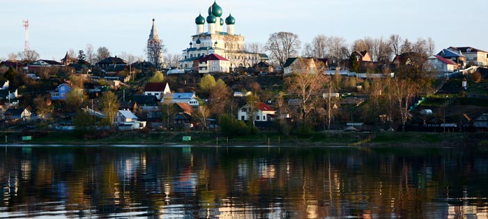 Старинный город Тутаев на волжских берегах
