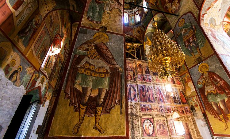 На уникальное изображение Христофора указывают туристам все экскурсоводы