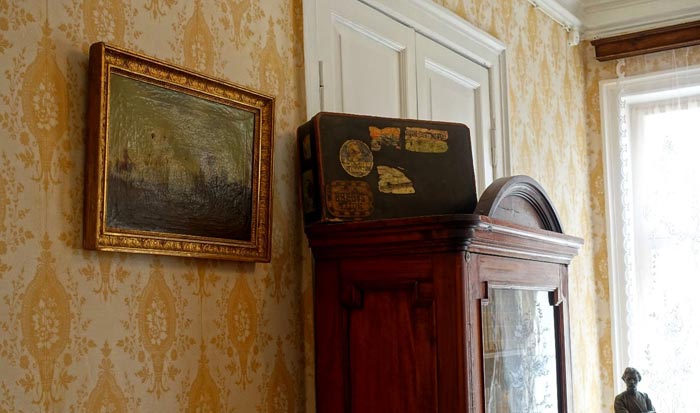 Экспонаты Музея-Квартиры М.Горького в Нижнем Новгороде