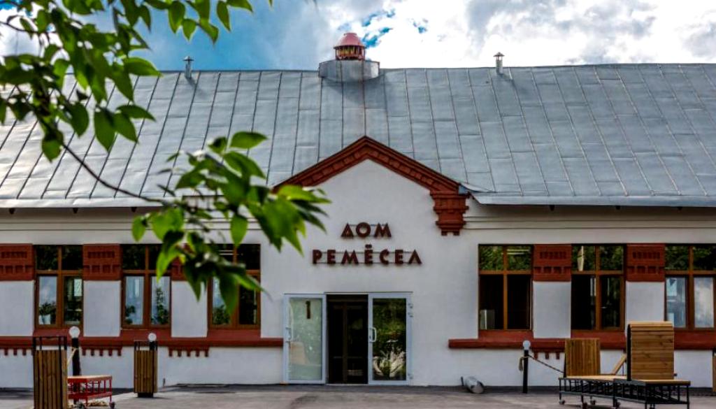 Побывать в мастерских Дома ремесел можно только при большом запасе времени