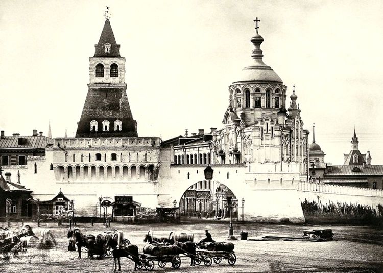 Вторая Афонская часовня находилась у Владимирских ворот