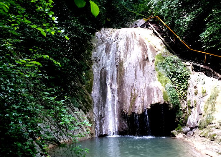 Чтобы увидеть подобное чудо, нужно приложить некоторое усилие