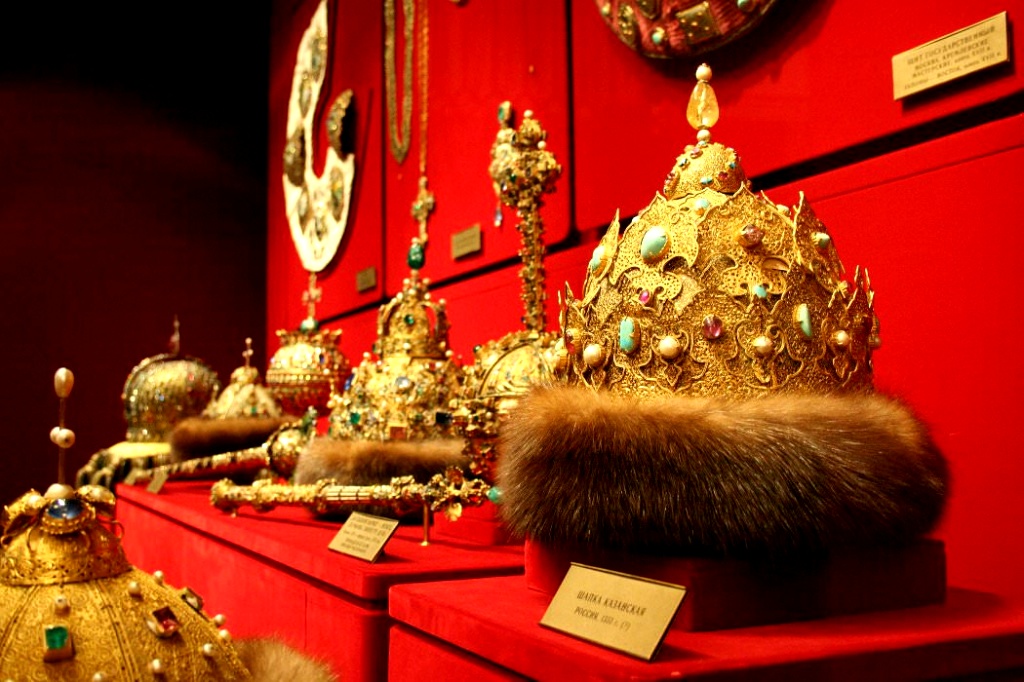 Экспонаты Оружейной палаты требовали более комфортных условий для хранения