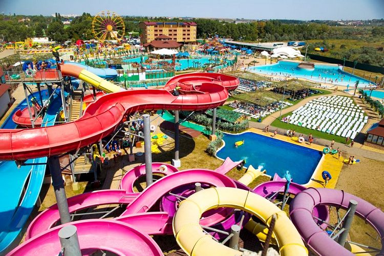 В Аквапарке "Тики-Так" всегда весело и многолюдно