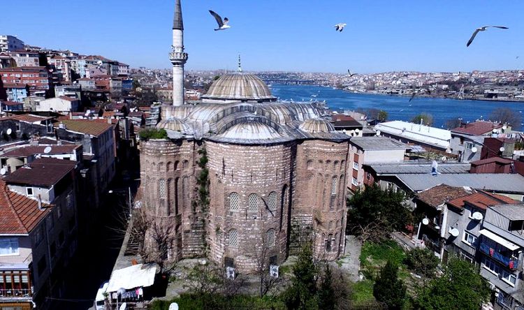 Храм Святой Феодосии был очень почитаем в Константинополе