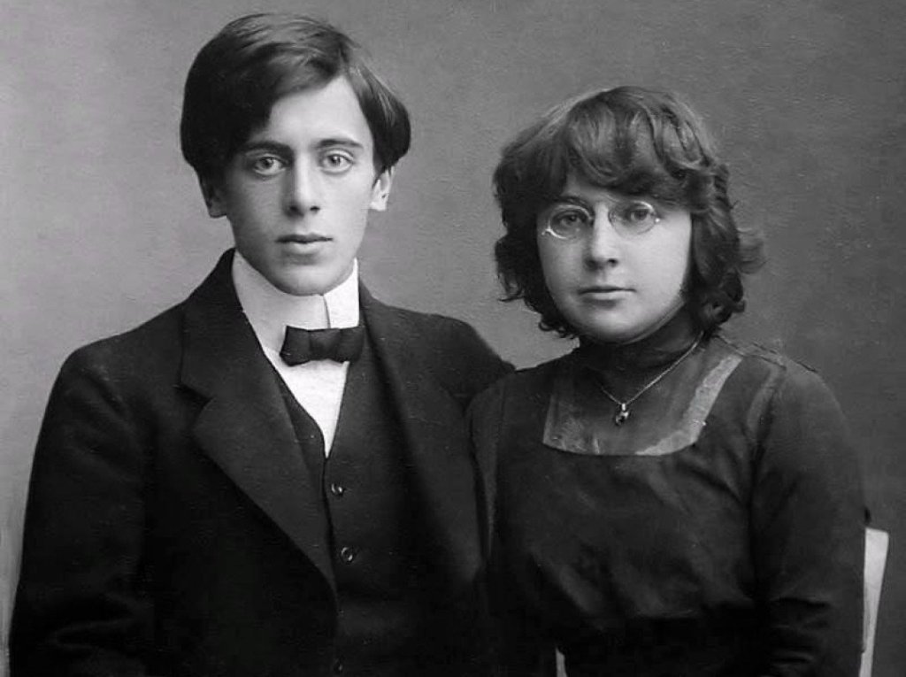 В доме своего детства Марина Цветаева жила до своего замужества с С.Эфроном