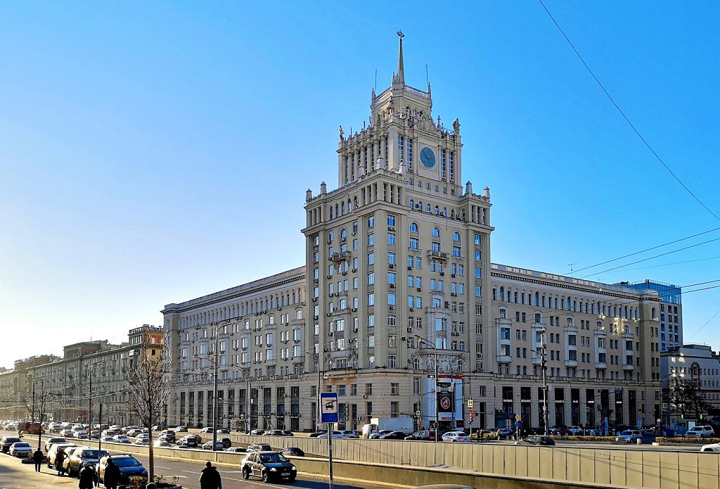 Строительство гостиницы "Пекин" можно назвать долгостроем