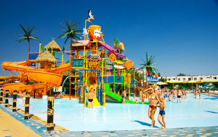 В комплексе