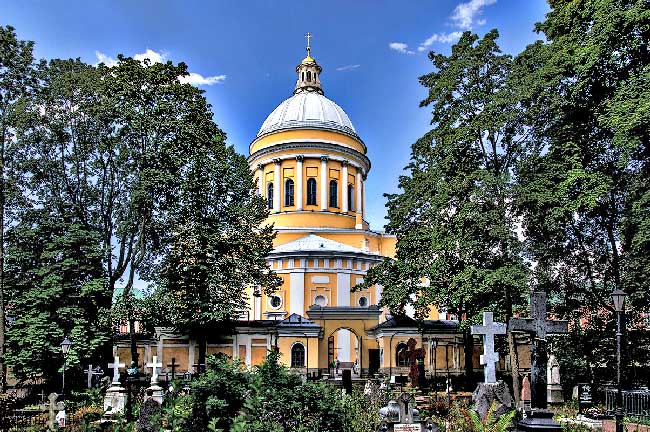 Троицкий собор александро невской лавры в санкт петербурге фото