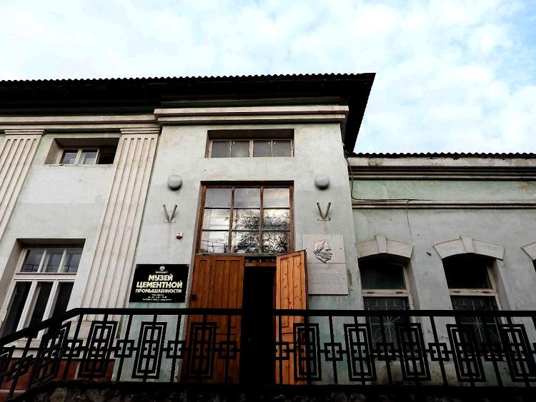 Музей цемента - это единственный музей подобной тематики в мире