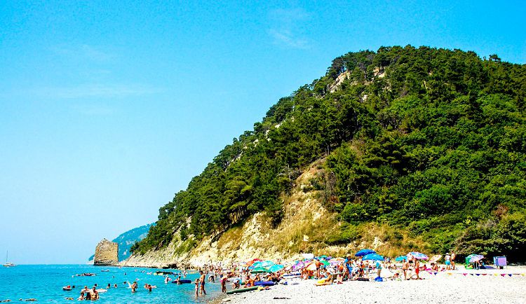 Пляж Прасковеевки тоже вполне посещаем и приятен для отдыха