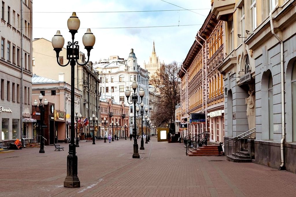 Арбат - одна из тех улиц, на которую непременно захочется вернуться