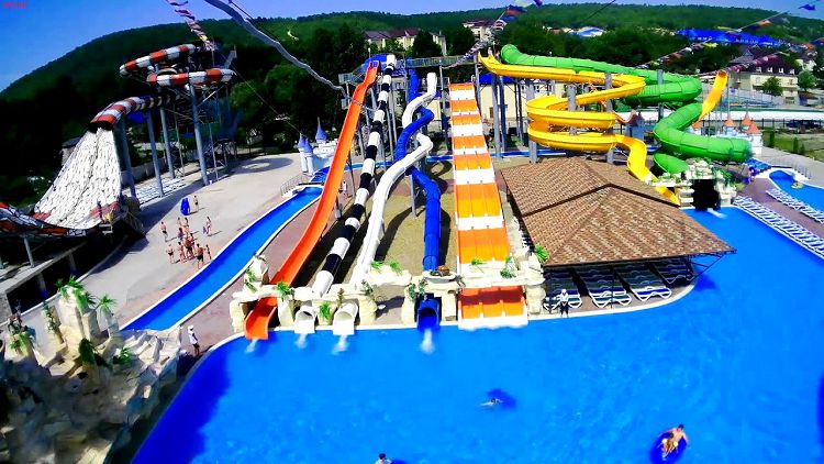 Разнообразных спусков в "Джубге" более, чем достаточно