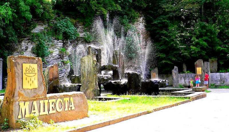 Ныне сероводородные источники - стали достопримечательностью 