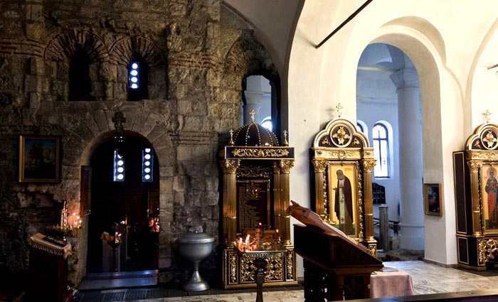 Внутри храма Иоанна Предтечи