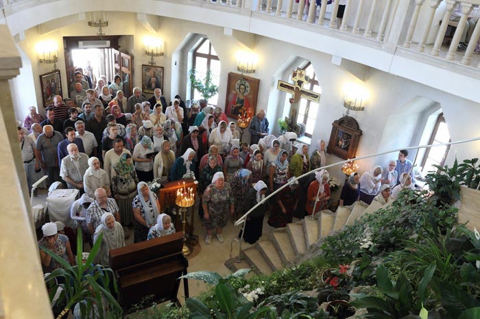 Праздничное богослужение в Спасо-Преображенском храме