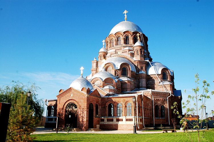 Скорбященский храм немало удивил своими размерами местных жителей Свияжска