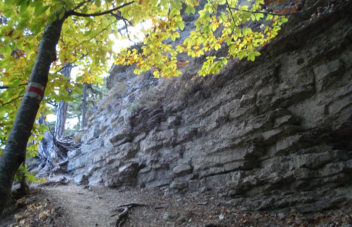 Пешеходные маршруты рассчитаны на относительно подготовленных туристов