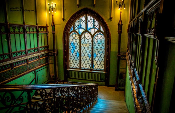 Внутреннее оформление Дачи было весьма изыскано