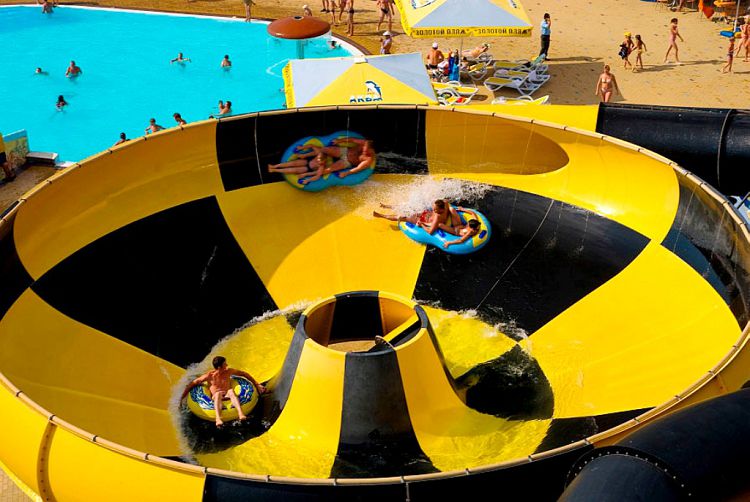 Воронковидный аттракцион называется здесь