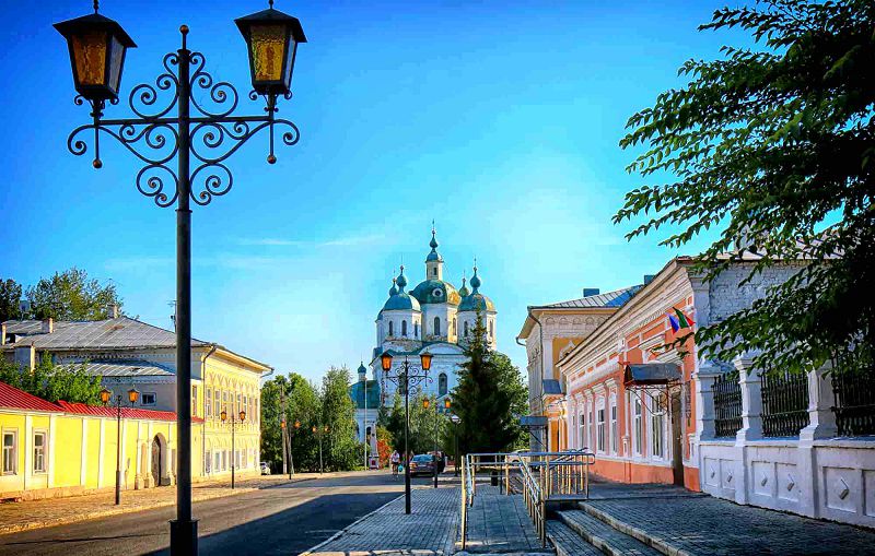 Путешествие в Елабугу - это путешествие в уездный поволжский городок 19 века