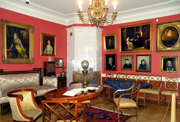 Одна из комнат Усадебного дома