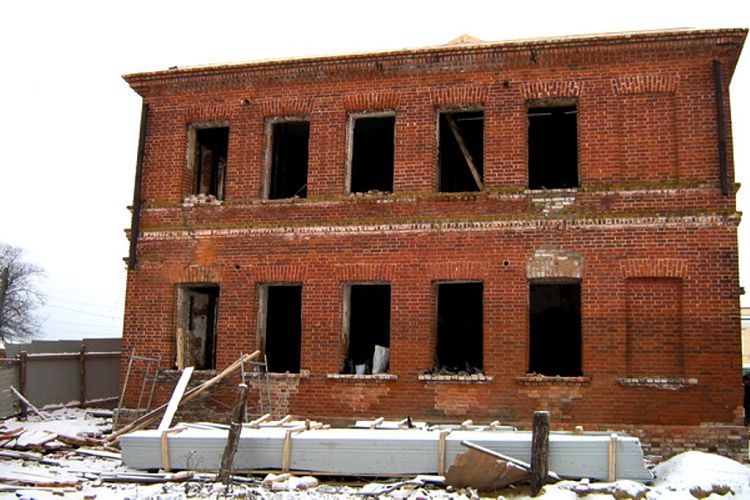 После страшного пожара Казармы ждали восстановления почти 30 лет