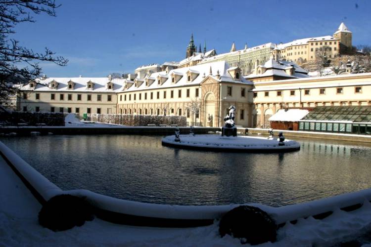 Один из дворцовых комплексов Малой страны - Вальдштейнский