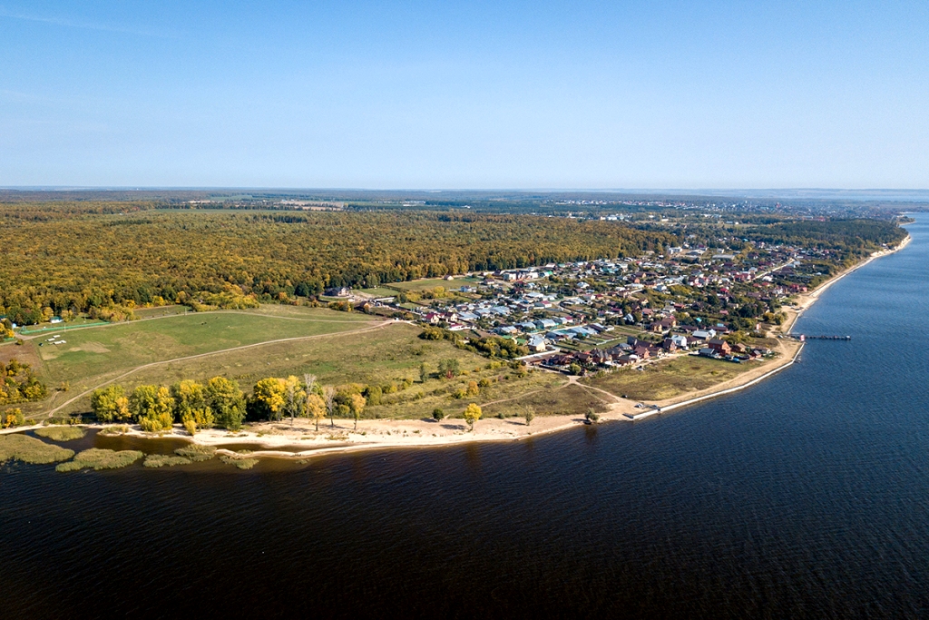 Старая Пристань является западной окраиной города Лаишево