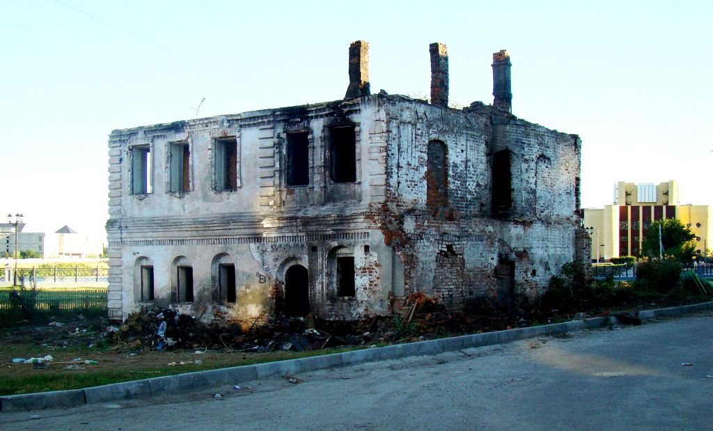 После пожара Дом Карелина находился в очень плачевном состоянии