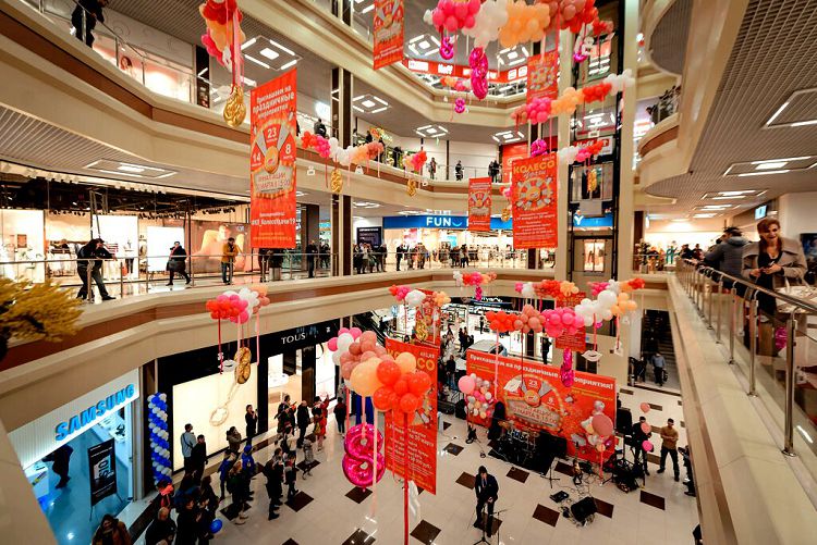 Неторопливый шопинг по крупным торговым центрам - это один из видом современного отдыха