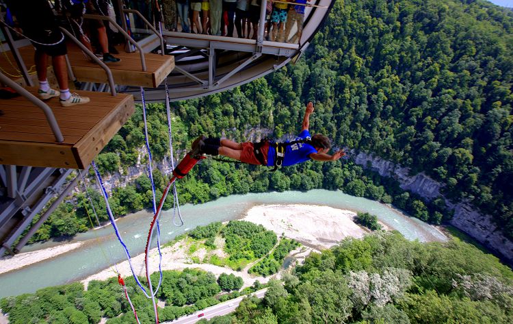 Хотите совершить прыжок с самого высокого Банджи-джампинга?