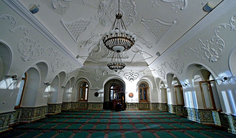 Молельные залы Мечети Марджани не закрывались с момента постройки храма