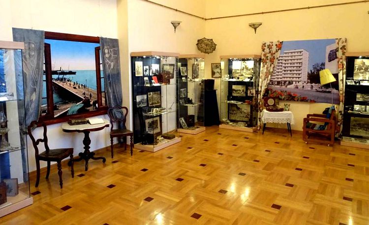 Одна из выставочных экспозиций Музея истории города Сочи