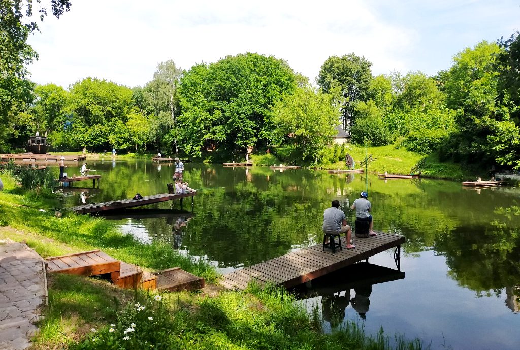 В Рыбацкой деревне можно и поймать рыбку, и потом ее съесть