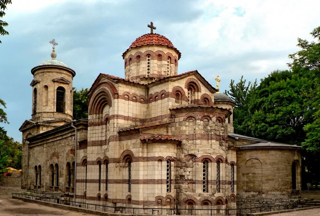 Храм Иоанна Предтечи - памятник византийской архитектуры