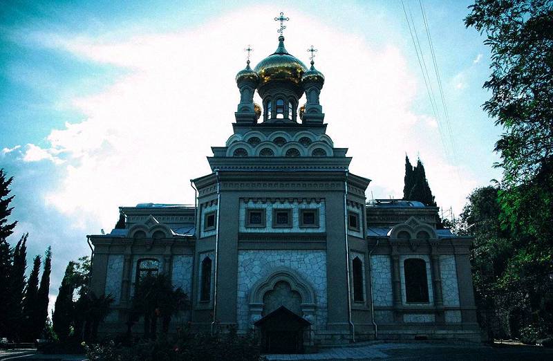 Восстановленный храм сегодня снова проводит богослужения