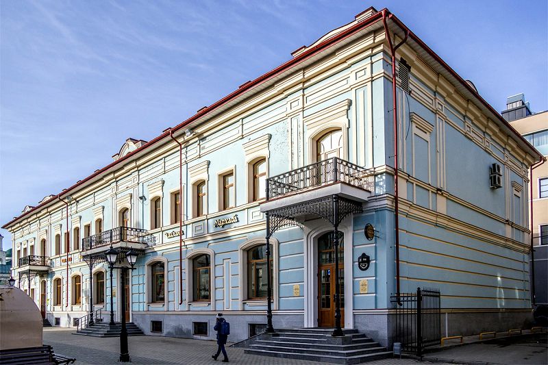 Дом под номером 7 относится к архитектурному стилю ампир