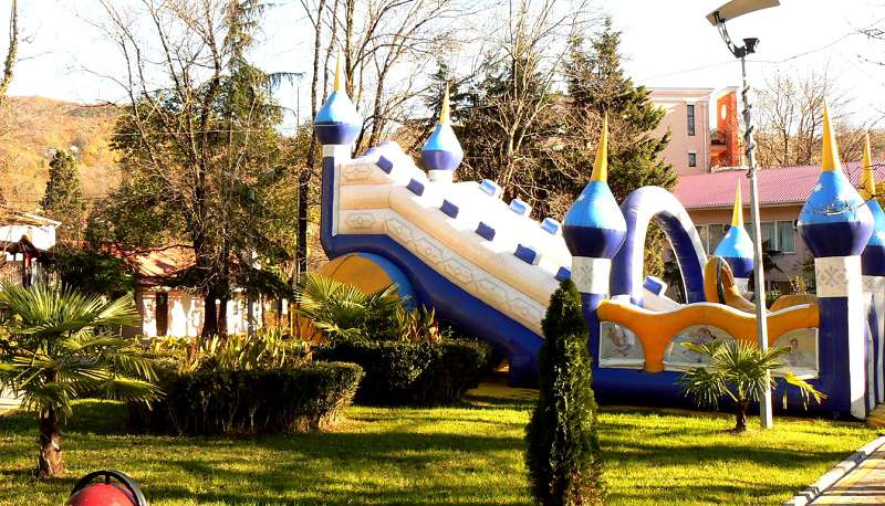 В Парке аттракционов дети найдут себе занятие по душе