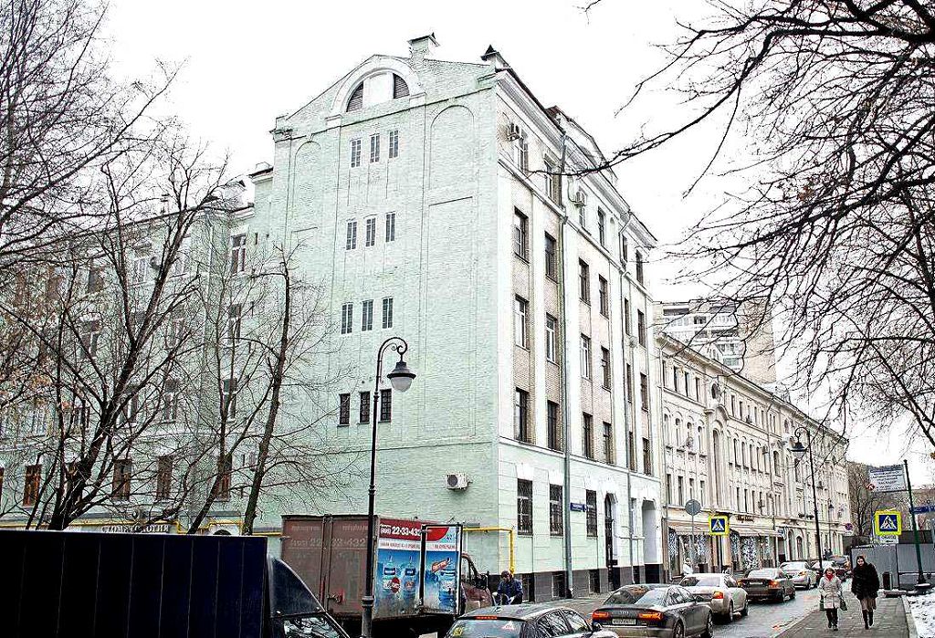 Постройка доходного дома Г.Китинева относится к 1909 году