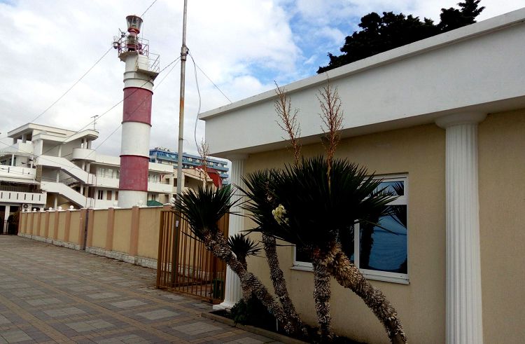 Адлерский маяк работает с конца 19 века