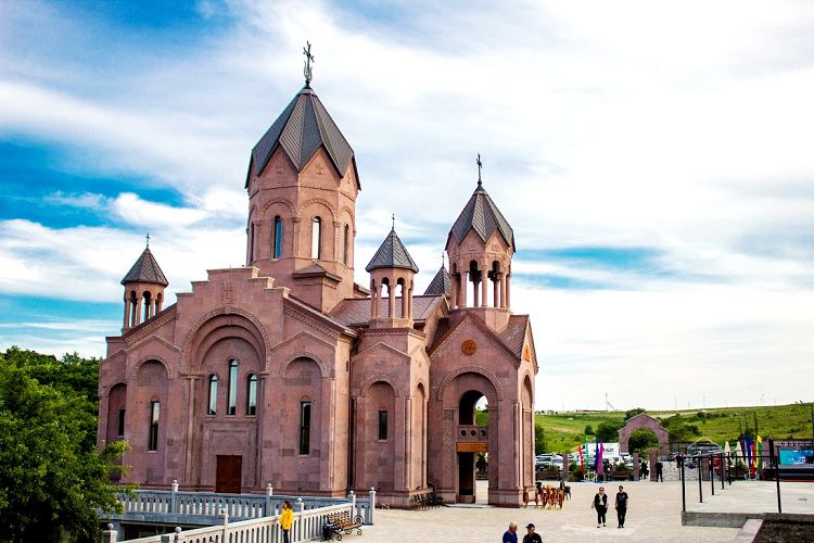 В селе Гай-Кодзор можно посетить настоящий армянский храм