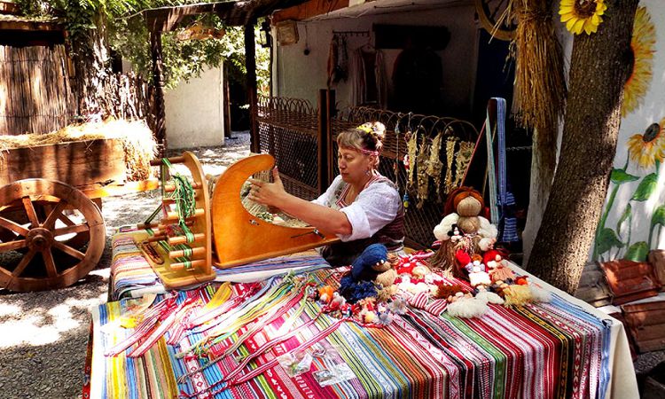 Увидеть процесс старинных промыслов своими глазами очень интересно