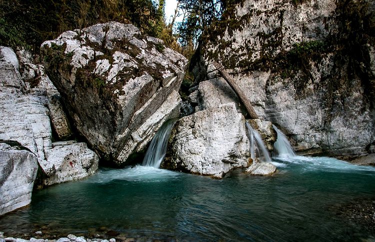 Первый водопад "Белых скал" самый низкий