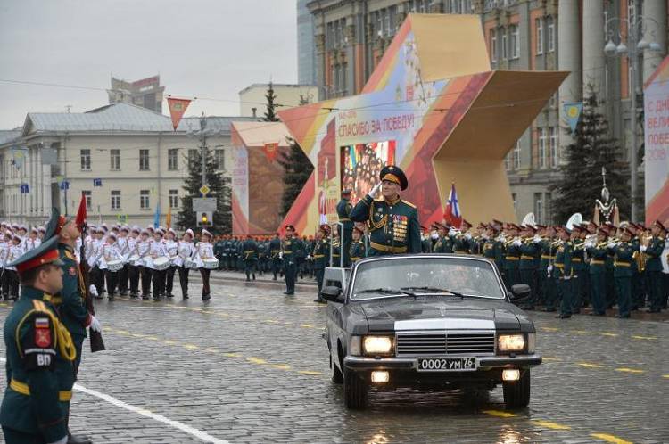 Парад 9 мая екатеринбург фото